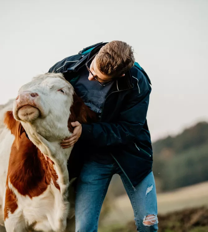 farmer-1297011499.jpeg